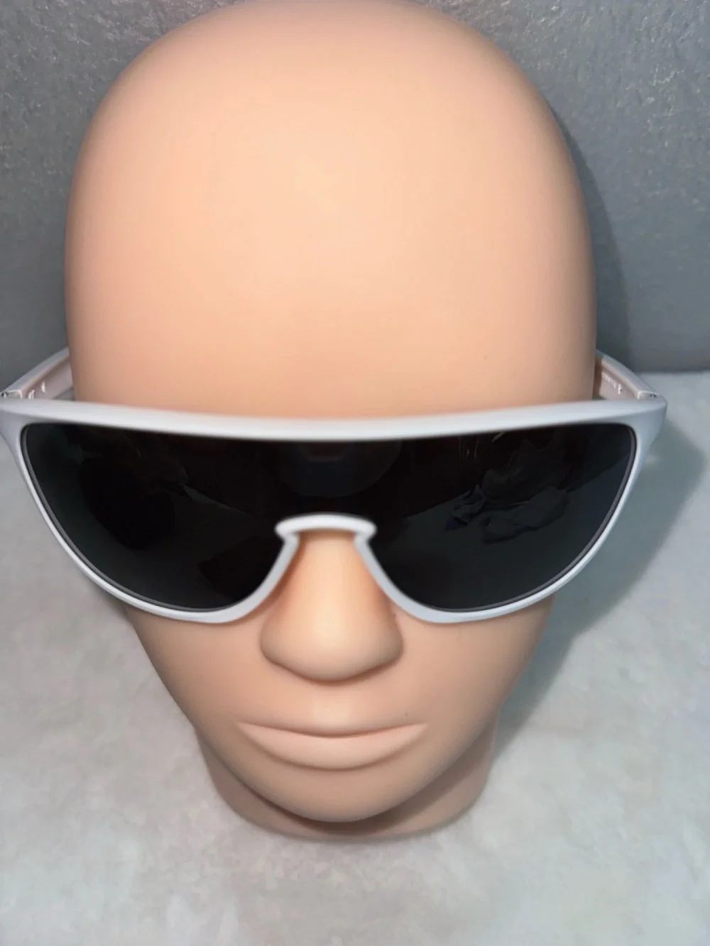 White Shield-Style Women's Sunglasses